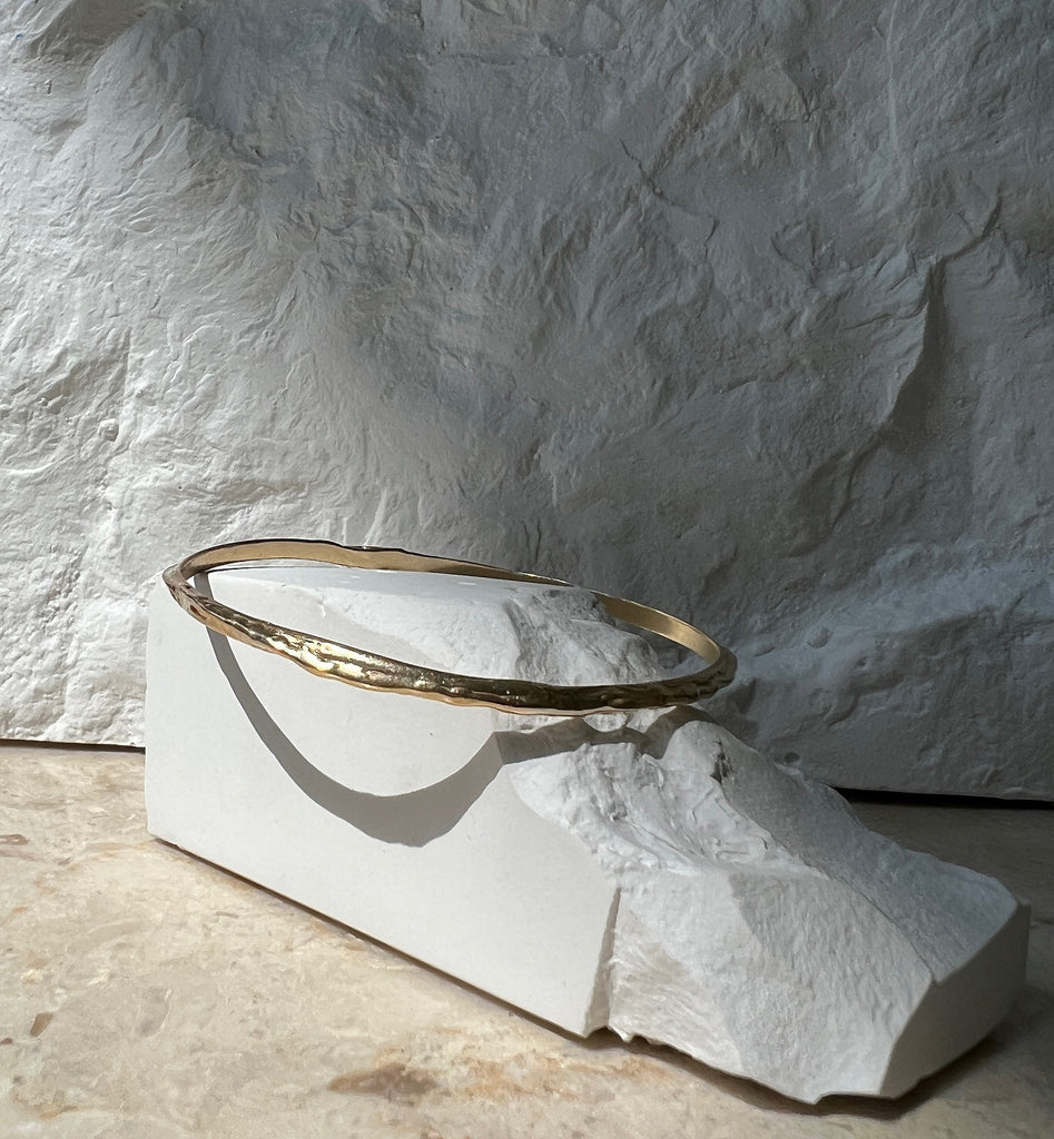 Heirloom Gold Rib Bangle